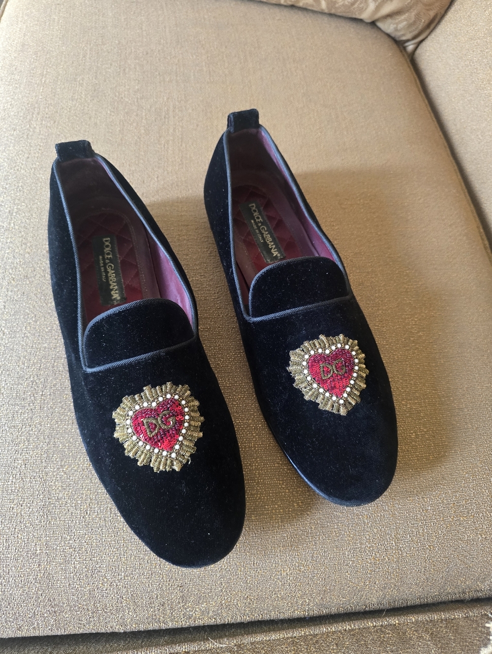 Dolce & Gabbana Black Velvet Embroidered Heart Loafers Size 10 Men's